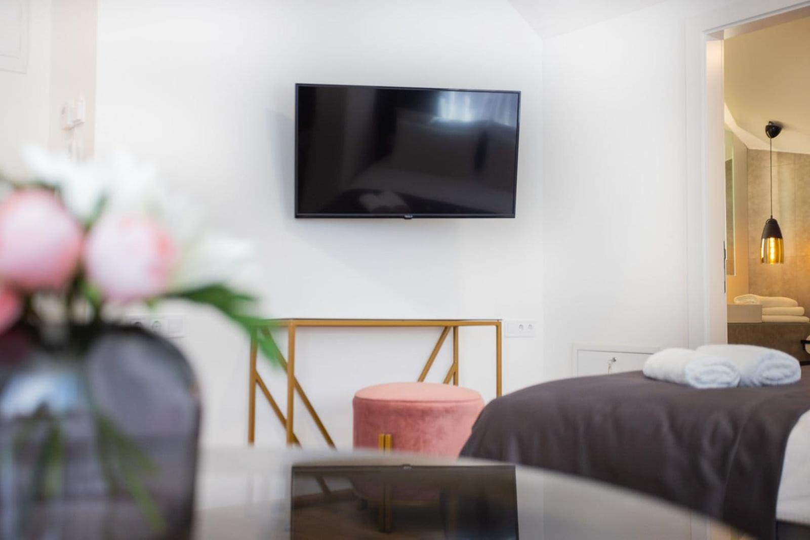 Happy House Old Town Luxury Apartment Sarajevo Luaran gambar