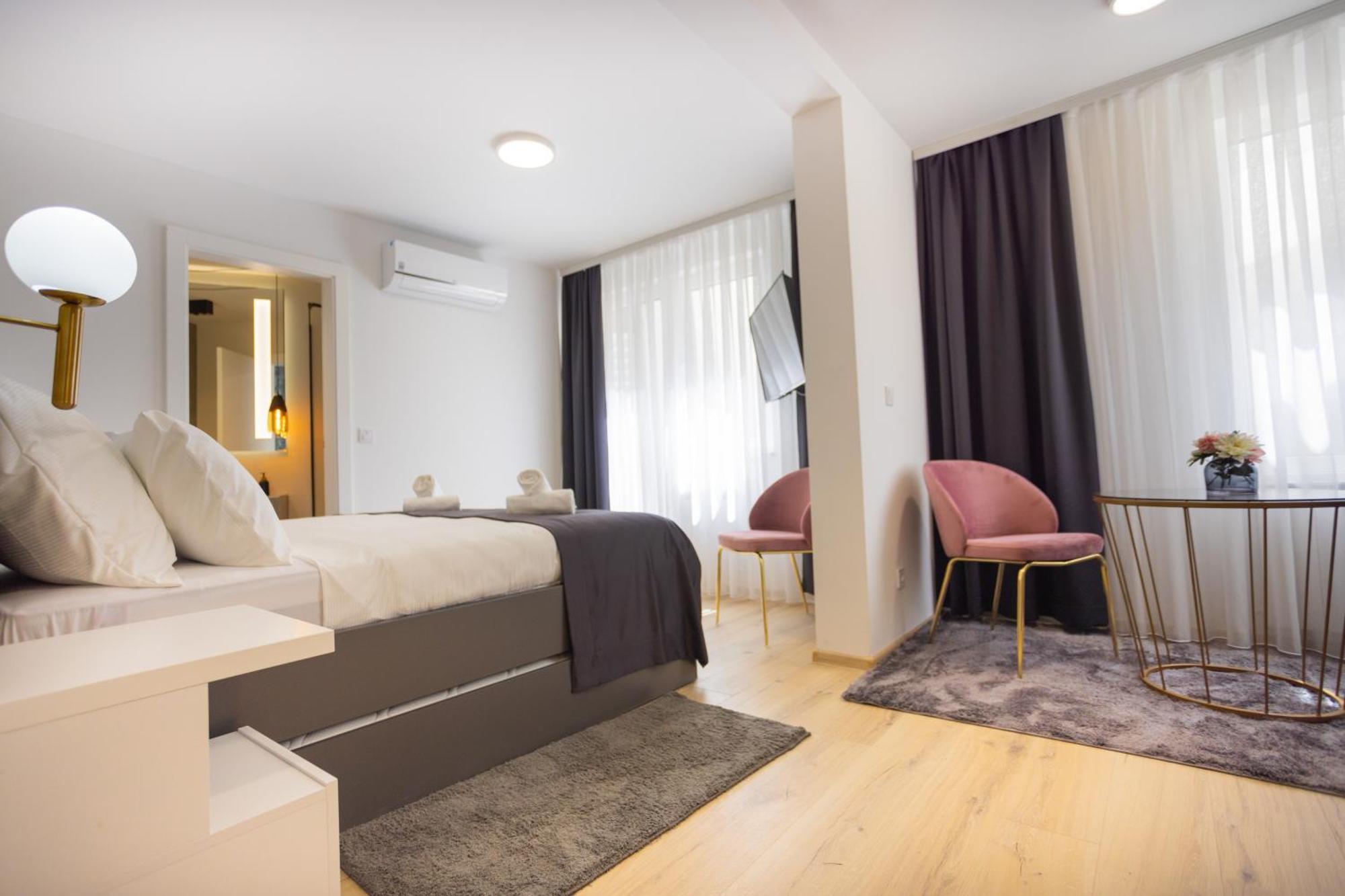 Happy House Old Town Luxury Apartment Sarajevo Luaran gambar