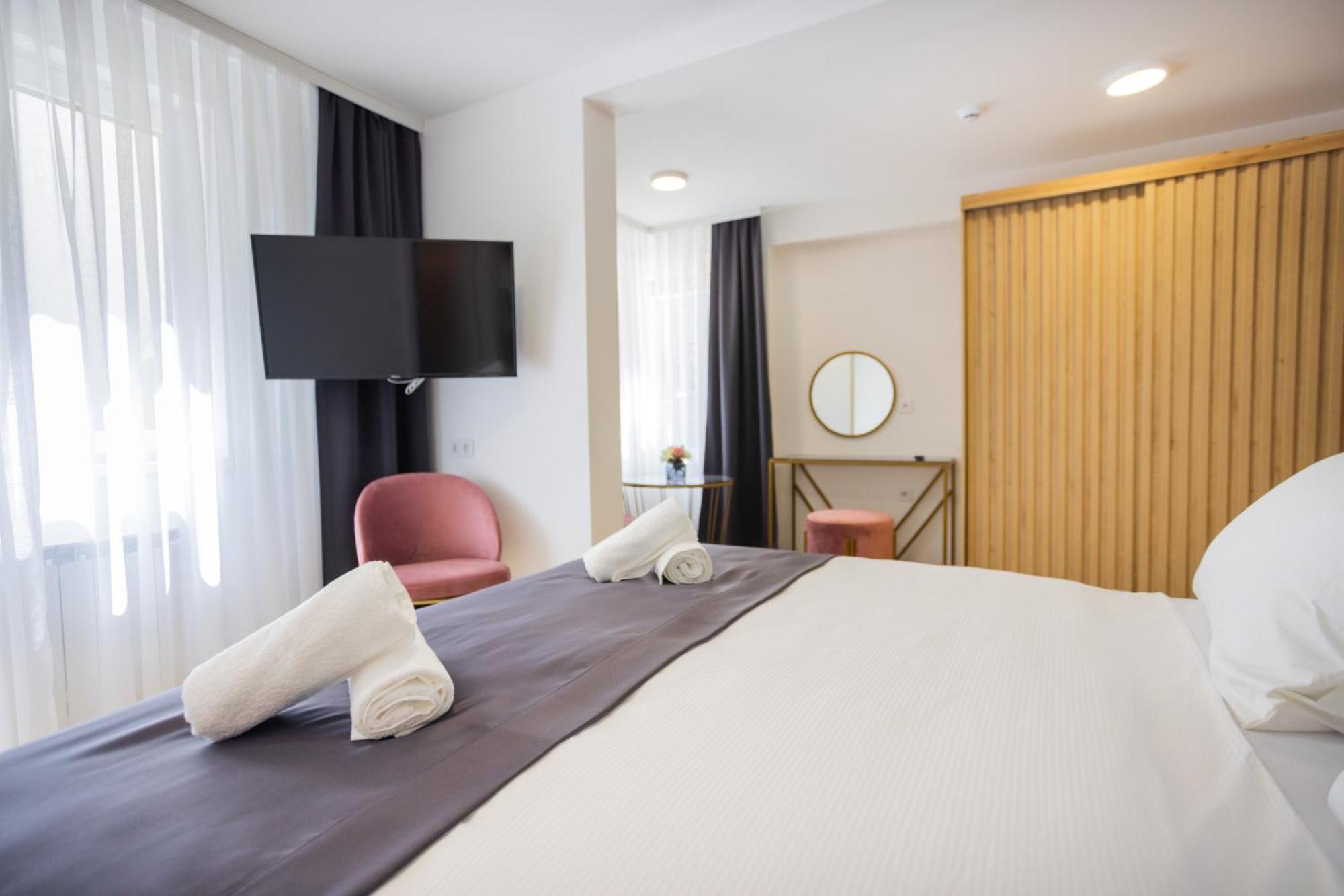 Happy House Old Town Luxury Apartment Sarajevo Luaran gambar