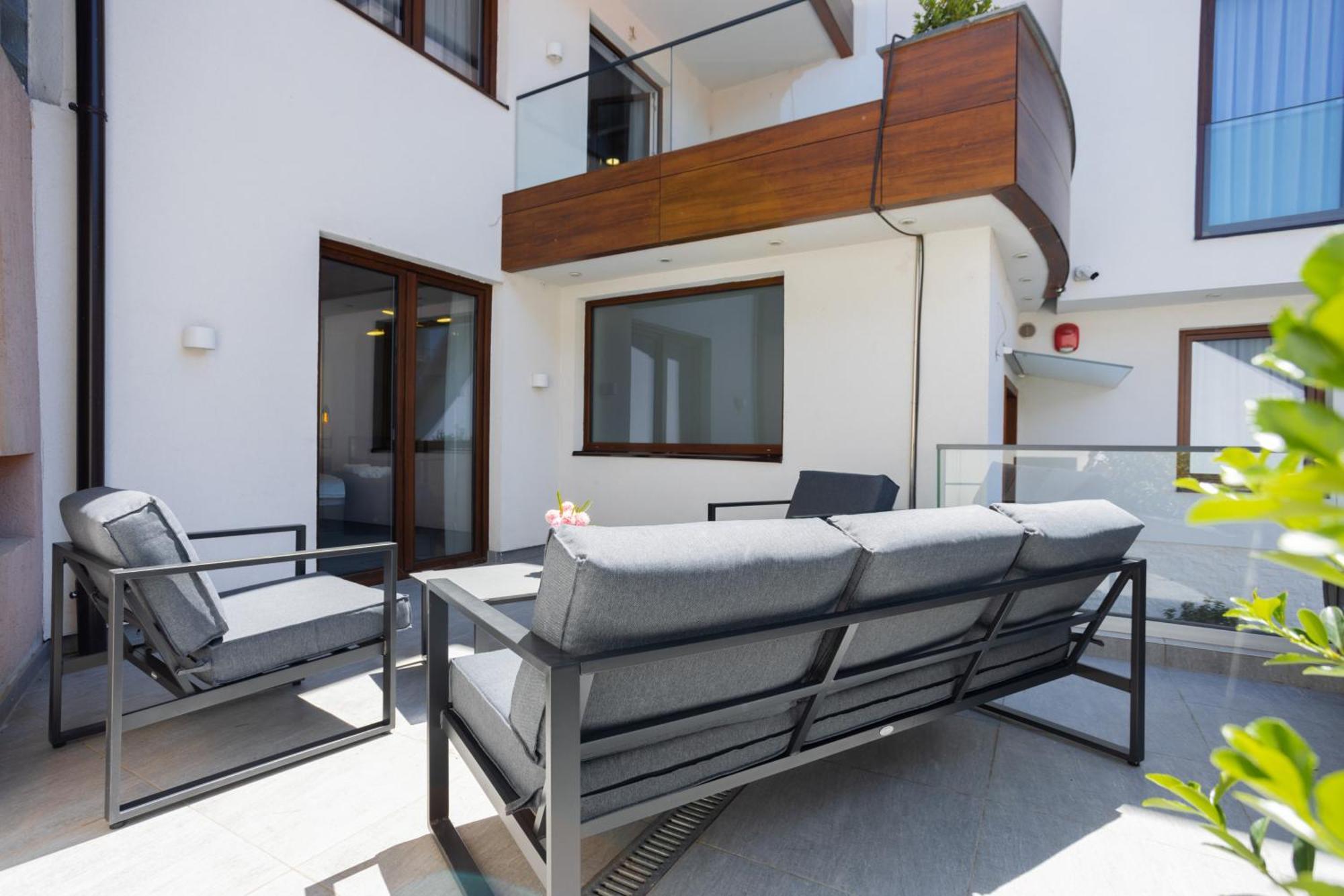 Happy House Old Town Luxury Apartment Sarajevo Luaran gambar